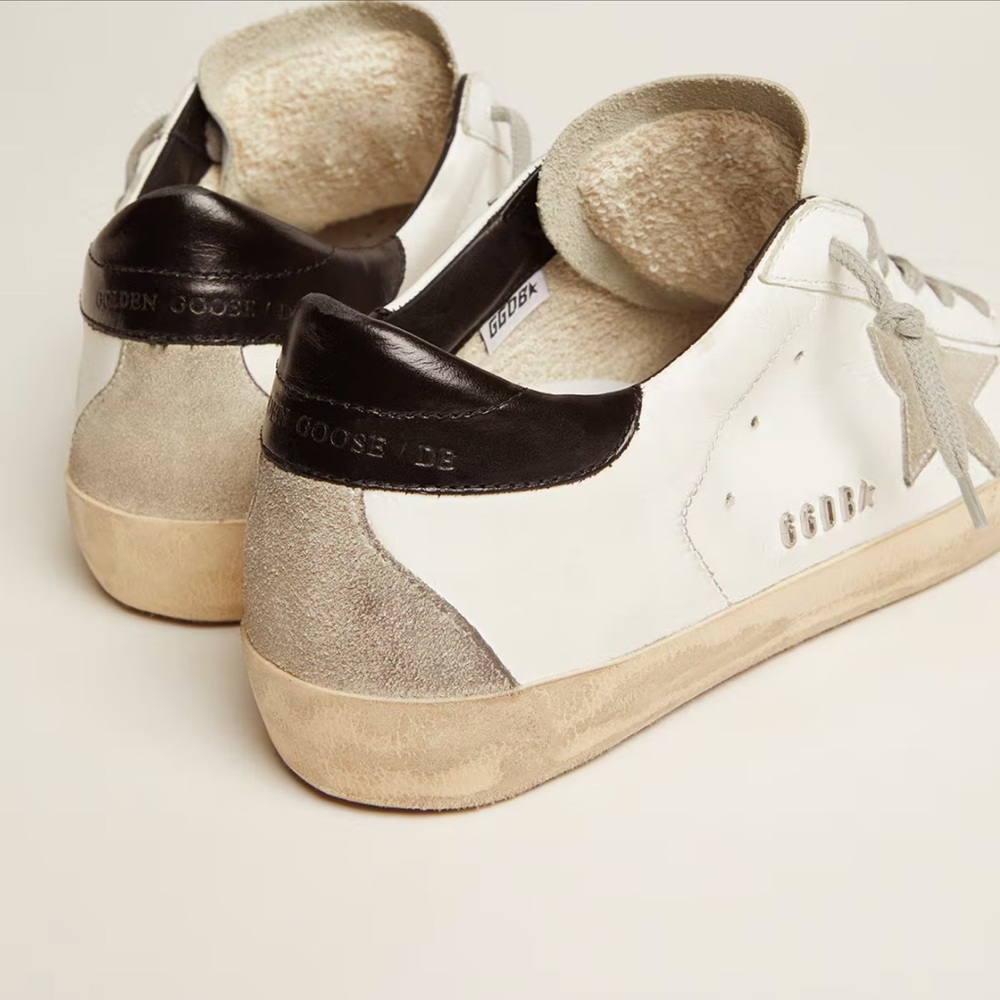 Golden Goose Women’s Superstar Sneakers with Black Heel Tab & Gray Suede - US 9 - Picture 4 of 16